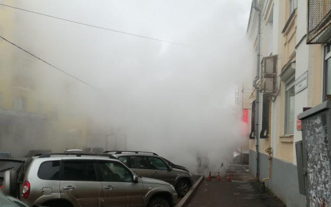 Из-за серьезной аварии в центре Кирова образовался «паровой» туман