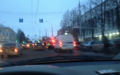 В Кирове оцепили здание администрации города