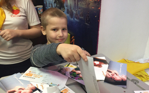 В Кирове прошла акция ко Дню матери