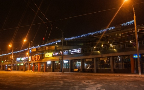 В Кирове перед Новым годом магазины будут работать дольше