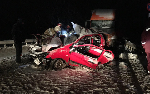 В ДТП на трассе "Подгорянка-Шихово" погибла семейная пара