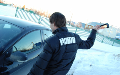 В Кирове росгвардейцы задержали 18-летнего автомобильного вора