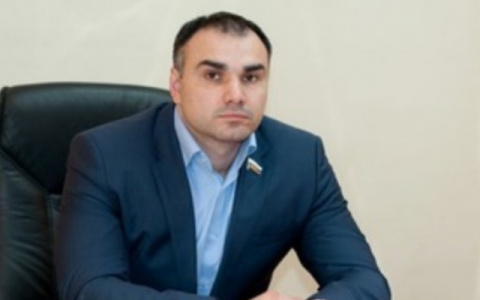 Экс-зампреда Заксобрания объявили в федеральный розыск незаконно