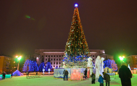 Появилась подробная программа мероприятий на новогоднюю ночь в Кирове