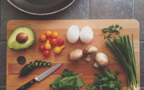 Новогодний стол: как правильно хранить и выбирать продукты?