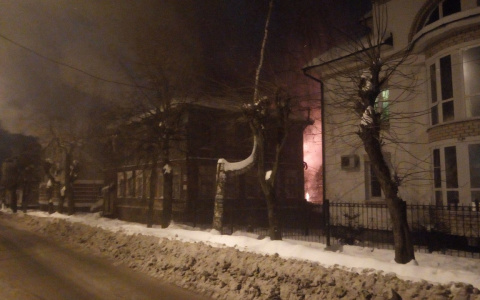 Пожар в центре Кирова тушили  38 человек