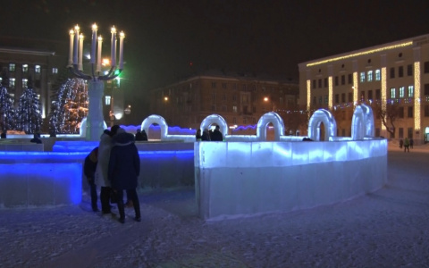 Стало известно, когда разберут ледовый городок на Театральной площади
