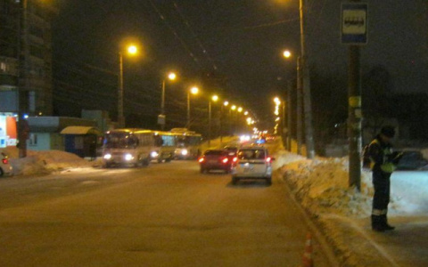 Что обсуждают в Кирове: пожар в магазине и падение ребенка из автобуса