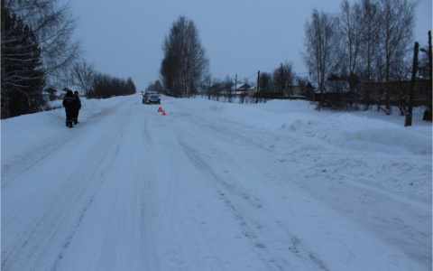 В Кировской области иномарка сбила двух пешеходов: одна из женщин погибла