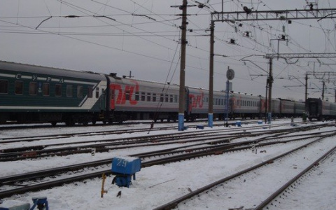 Ночью в Кирове с рельсов сошла часть поезда