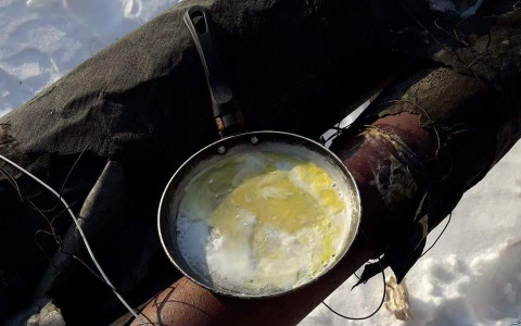 В Котельниче начали ремонтировать теплотрассу после того, как на ней пожарили яичницу