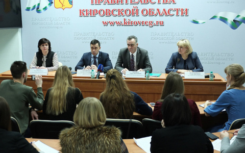 В Правительстве состоялась пресс-конференция по вопросам здравоохранения и образования