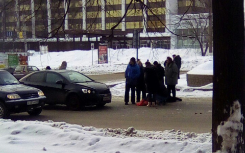 На Октябрьском проспекте сбили женщину