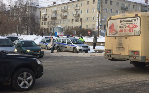 В ГИБДД рассказали о состоянии пострадавшей в ДТП на Октябрьском проспекте