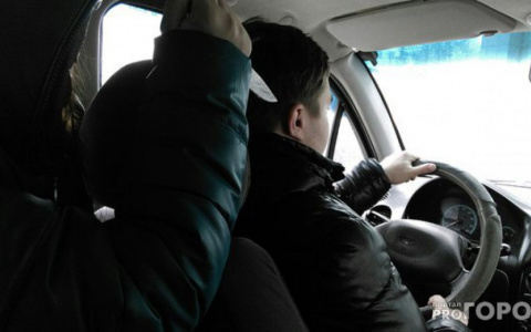 В Кирове неизвестный напал на водителя с ножом у гаража и угнал его машину