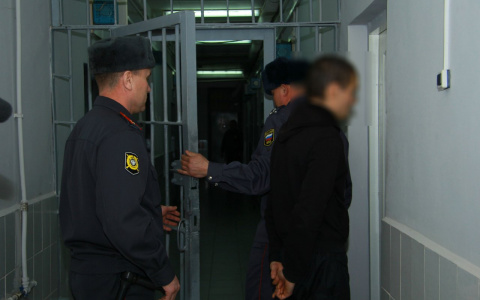 В кировском СИЗО обвиняемый нанес себе раны, чтобы не ехать в суд