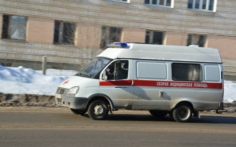 В Кировской области в доме под полом нашли тело 28-летнего парня