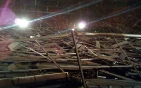 После падения 22 рабочих со строительных лесов в Кирове возбуждено дело