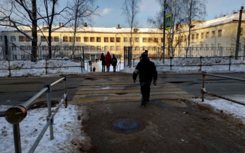 Во время рейдов по школам в Кирове активисты обнаружили опасные нарушения