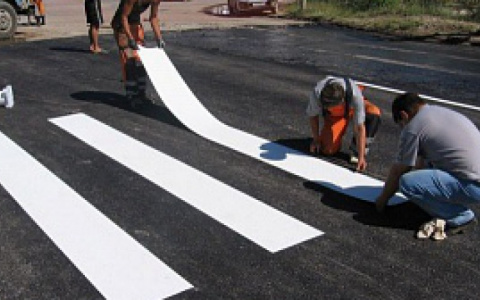 В Кирове дорожную разметку нанесут, используя стеклошарики и особый пластик