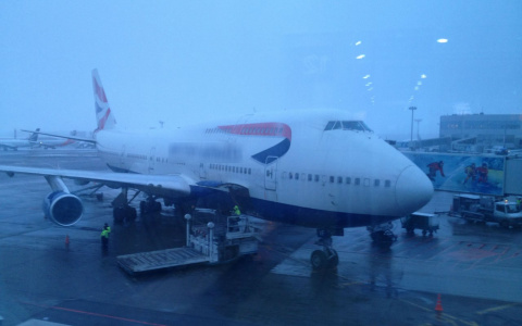 Из аэропорта Победилово уже несколько часов не могут вылететь 50 пассажиров