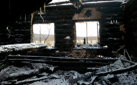В Кировской области останки погибшего мужчины нашли через два дня после пожара