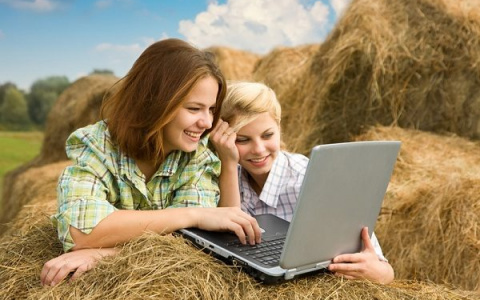 В 2017 году ежедневно до 5 малых сельских населенных пунктов получали высокоскоростной доступ в интернет