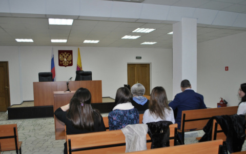 Руководителю костинской птицефабрики вынесли приговор за невыплату зарплаты