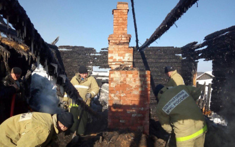 Что обсуждают: пожар в Юрьянском районе и гибель офицера в Марадыково