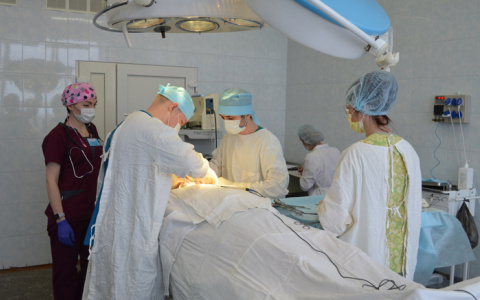 В кировском онкодиспансере врачи стали делать пациентам новые сложные операции
