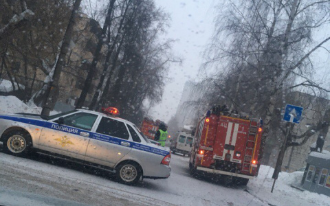 В УФСБ назвали причину эвакуации жильцов из пятиэтажки в Кирове