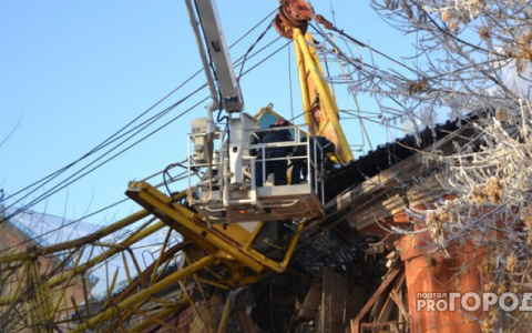 В Кирове задержали подозреваемого в деле о падении башенного крана на дом