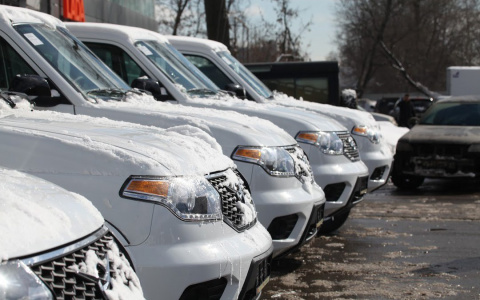 Неизвестный подарил поисковому отряду "Лиза Алерт" восемь новых авто