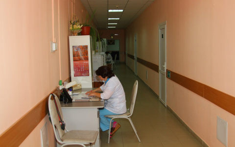 Следователи возбудили дело после нападения на медсестру с ножницами