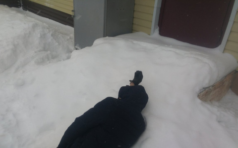 Что обсуждают в Кирове: ограбление банка и гибель молодого мужчины