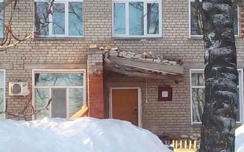 Стала известна причина обрушения стены детсада в Арбаже