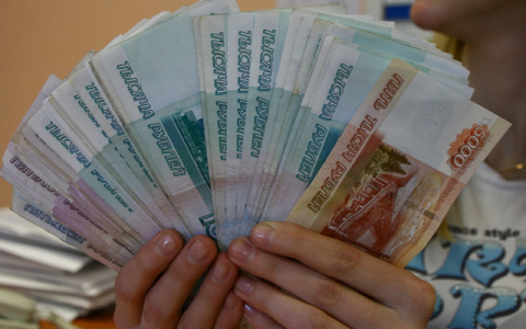 Траты жителей Кировской области оказались выше зарплат