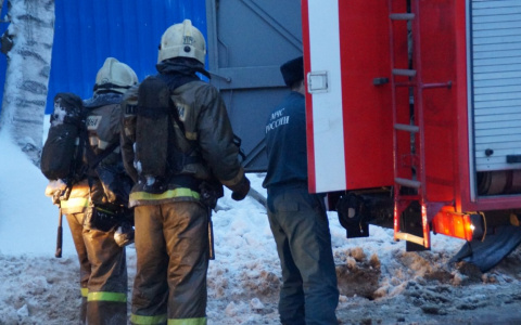 В Кировской области дети спалили дом