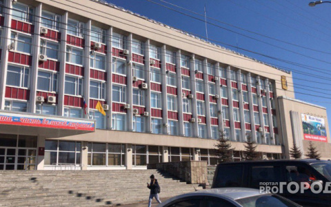 СМИ: в администрации Кирова вновь прошли обыски