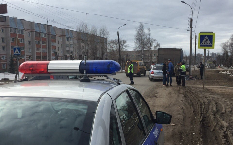 Появились фото с места смертельной аварии в Кирове