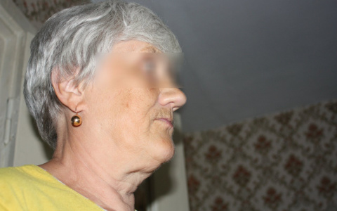 В Кирове у 85-летних пенсионеров вытащили кошелек с пенсией