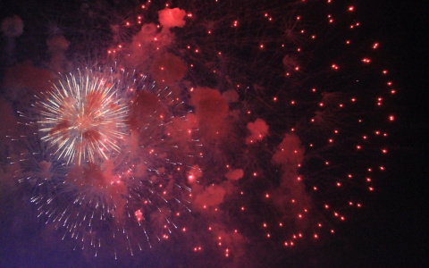 Стало известно, сколько салютов будет запущено в Кирове в День Победы