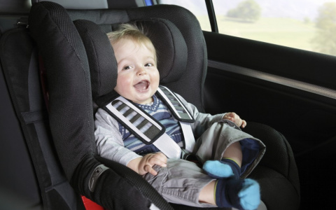Безопасность превыше всего: выбираем детское автокресло