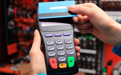 Оплачивайте услуги картой банка «Хлынов» и получите 1000 рублей