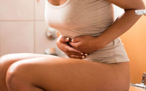 Кожа, волосы, нервы: как хронический запор влияет на весь организм