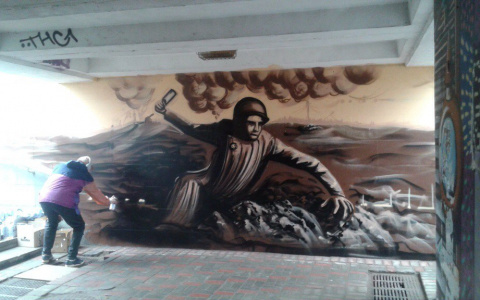 Художник разрисовал стены подземки в центре Кирова