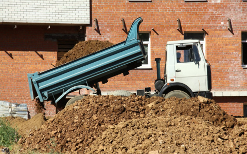 В Кирове за Трифоновым монастырем незаконно строят жилой дом