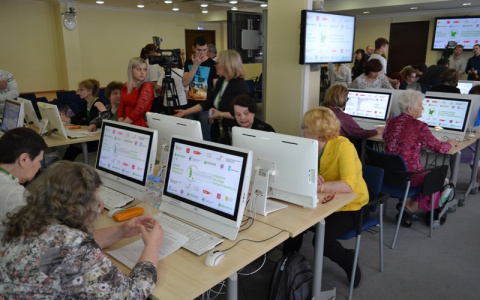 Лучших «IT-бабушек» Вятки определили при поддержке «Ростелекома»