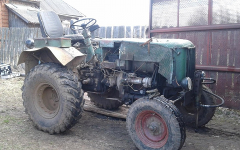В Кировской области мужчина погиб под колесами трактора
