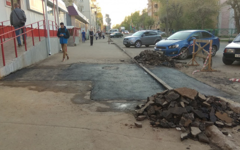 Следователи начали проверку после падения женщины у Октябрьского рынка